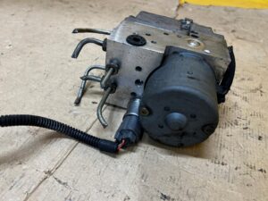 POMPA HAMULCOWA ABS CHEVROLET CORVETTE C5 97-04