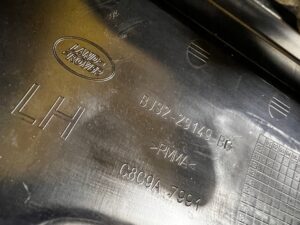 OSŁONA LISTWA SŁUPKA C BŁOTNIKA TYŁ LEWY RANGE ROVER EVOQUE L538 3 DRZWI