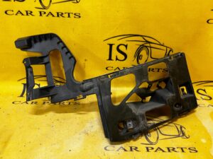 ŚLIZG MOCOWANIE ZDERZAKA LEWY PRZÓD JAGUAR XJL X351