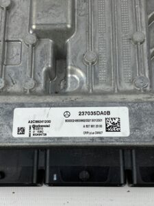KOMPUTER STEROWNIK SILNIKA MERCEDES W176 CLA Q30