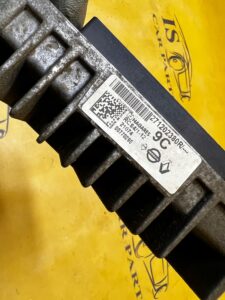 PRZEKAŹNIK ŚWIEC ŻAROWYCH DACIA DOKKER RENAULT EXPRESS II 1.5 BLUE DCI