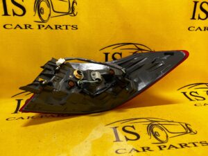 LEWA TYLNA LAMPA W BŁOTNIK INFINITI Q70 M35 EUROPA