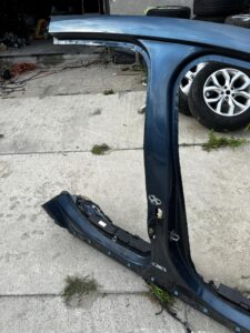 ĆWIARTKA PODŁUŻNICA SŁUPEK PRAWY PRZÓD FORD ESCAPE MK4 USA 2020