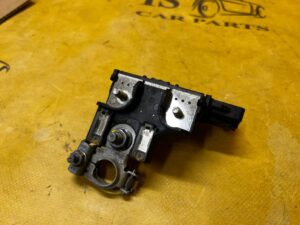 KLEMA PLUSOWA BEZPIECZNIK ROZDZIELACZ PRĄDU DACIA SANDERO III