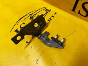 WSPORNIK UCHWYT MOCOWANIE BLACHA MERCEDES C-KLASA W206