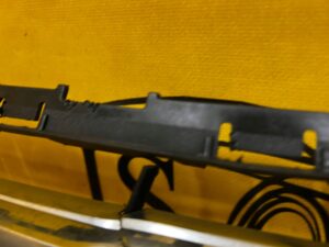 KRATKA DOLNA ŚRODKOWA ZDERZAKA PRZÓD FORD FUSION