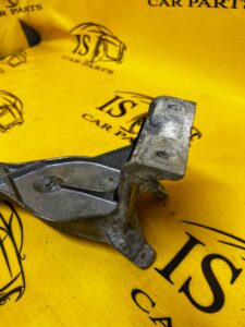 WSPORNIK MOCOWANIE POMPY ABS JAGUAR XJ X351