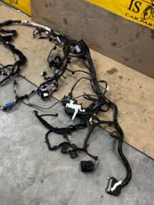 WIĄZKA KOMORY SILNIKA FORD KUGA MK3 ESCAPE MK4 1.5 USA