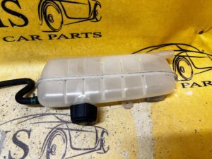 ZBIORNICZEK ZBIORNIK WYRÓWNAWCZY RURKA WODY RENAULT ZOE I Z.E.
