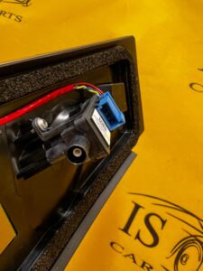 SZKLANY SŁUPEK OSŁONA SŁUPKA B KAMERA BOCZNA LEWY TESLA MODEL 3 PRZEDLIFT