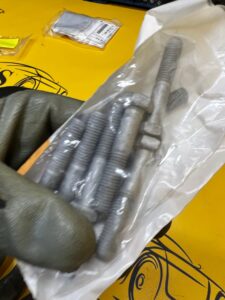 8 X ŚRUBA SZEŚCIOKĄTNA BMW M8X45-8.8 NOWA OEM