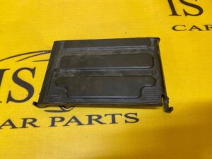 OSŁONA POKRYWA AKUMULTORA OBUDOWA FORD FIESTA MK8