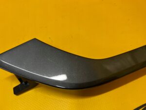 LISTWA BOCZKA DRZWI TYŁ LEWY LEWA AUDI Q7 SQ7 4M0