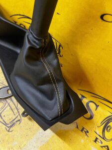 DŹWIGNIA MECHANIZM MIESZEK HAMULCA RĘCZNEGO FORD RANGER MK5 V WILDTRACK