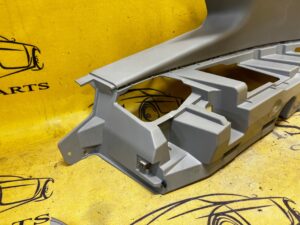 POSZYCIE OSŁONA SŁUPKA D LEWE DACIA DUSTER II