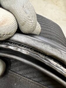 USZCZELKA KLAPY BAGAŻNIKA TYŁ RANGE ROVER VELAR L560