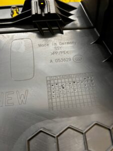 LISTWA PROGOWA PRAWA TYLNA PORSCHE CAYENNE II 7P5 LIFT 92A