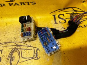 KOMPLET MODUŁ GNIAZDO BEZPIECZNIKÓW RANGE ROVER EVOQUE L538