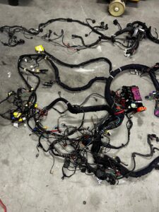 WIĄZKA PRZEWODÓW KABINY AUDI A8 D4