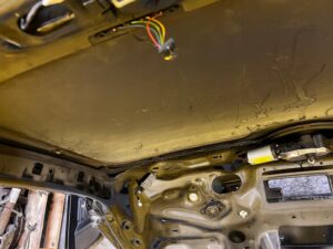 KLAPA BAGAŻNIKA TYLNA TYŁ SZYBA SPOILER PORSCHE CAYENNE II 7P5 GTS LC9X C9X