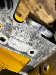 UCHWYT WSPORNIK MOCOWANIE BLACHA RENAULT 1.3 TCE