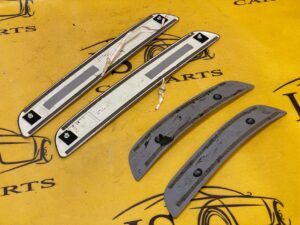 KOMPLET LISTWY PROGOWE NAKŁADKI LED MERCEDES W257