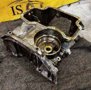 KARTER MISKA MISA OLEJU OLEJOWA RENAULT 0.9 TCE H4BB408