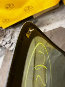 SZYBA PRZÓD CZOŁOWA SOUNDSCREEN FORD MUSTANG VI USA 2016R