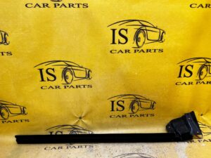 USZCZELKA DRZWI PRZÓD PRAWY LEWY TESLA MODEL 3 PRZEDLIFT