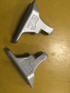 ZAWIASY DRZWI PRZÓD TYŁ MERCEDES W176 INFINITI Q30