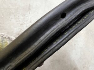 USZCZELKA DRZWI TYŁ TYLNYCH PORSCHE CAYENNE II 7P5