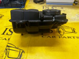 ZBIORNIK ZBIORNICZEK WYRÓWNAWCZY BMW M5 F90