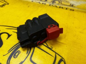 POKRYWKA POKRYWA ROZDZIELACZA PRĄDU B+ BMW 5 G30 G31 M5 F90 7 G11 8 G14