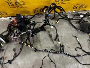 WIĄZKA DESKI PASA PRZEDNIEGO WNĘTRZA KOMORY DACIA SANDERO III 2023R