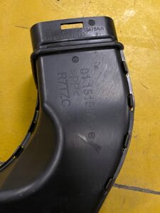 KANAŁ TUNEL DOLOT POWIETRZA JAGUAR XF II X260