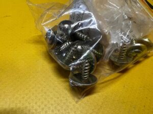 10 X WKRĘT SAMOGWINTUJĄCY BMW ST4,8X13 NOWY OEM