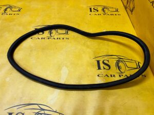 USZCZELKA SZYBY KAROSERYJNEJ BŁOTNIKA TYŁ PRAWA LEWA DACIA JOGGER