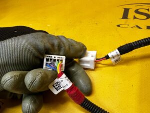 KOMPLET SIŁOWNIKI ELEKTRYCZNE KLAPY BAGAŻNIKA TYŁ RENAULT ESPACE VI