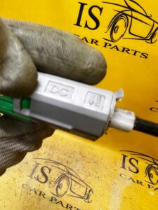 CZUJNIK HAMULCA ŚWIATŁA STOPU RENAULT MEGANE IV