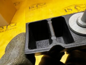 WSPORNIK MOCOWANIE AKUMULATORA FORD MUSTANG VI