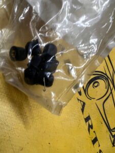 7 X NAKRĘTKA Z TWORZYWA SZTUCZNEGO 10MM MINI R50 R52 R53 NOWA OEM