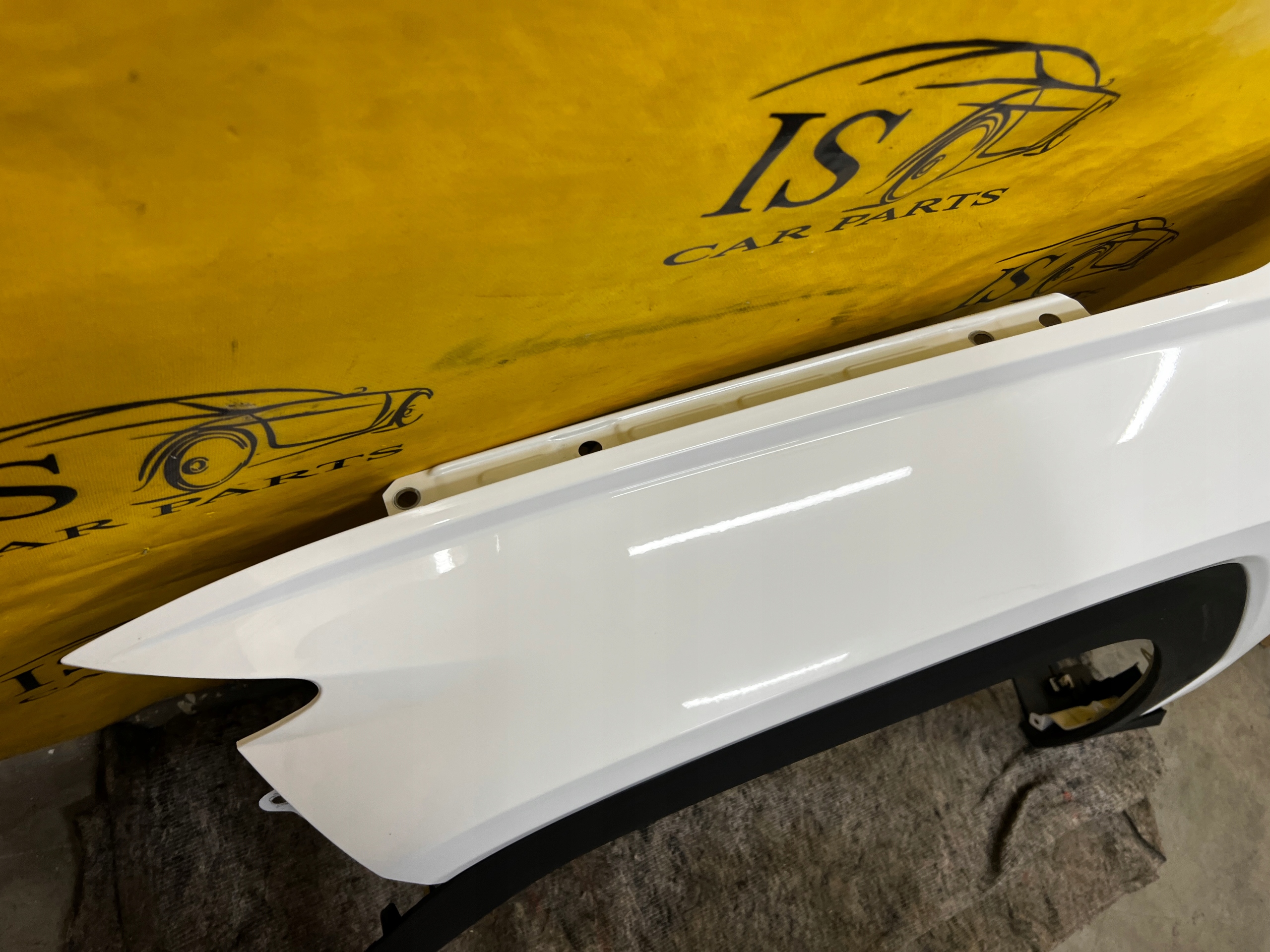 BŁOTNIK LISTWA SIERP LEWY PRZÓD HYUNDAI TUCSON IV KOLOR PYW