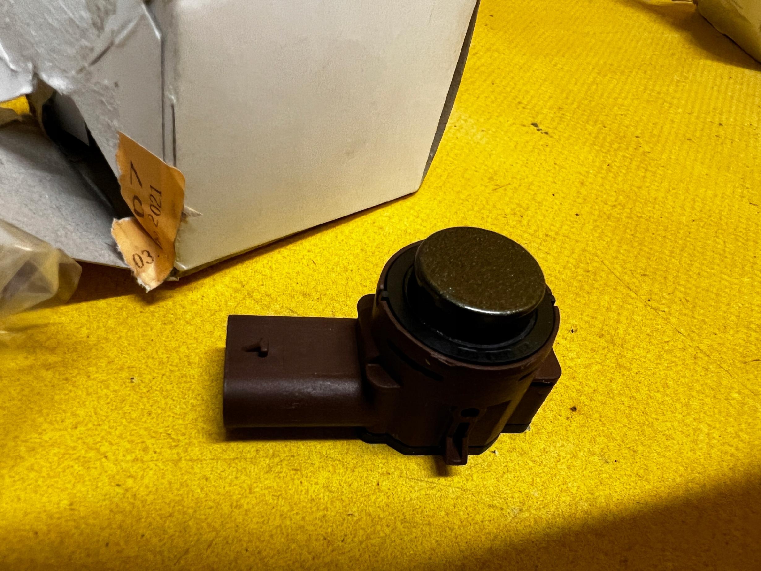 CZUJNIK SENSOR PARKOWANIA PMA BMW MANHATTAN NOWY OEM