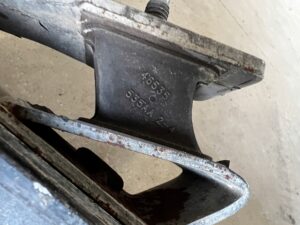 WSPORNIK WZMOCNIENIE BELKA JEEP WRANGLER JL
