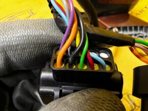 LUSTERKO ZEWNĘTRZNE LEWE 6+8 14 PIN PEUGEOT 508 I RXH EU