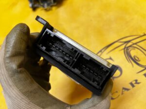 WYSTRZELONY MODUŁ STEROWNIK AIRBAG PODUSZEK POWIETRZNYCH PEUGEOT 308 II T9