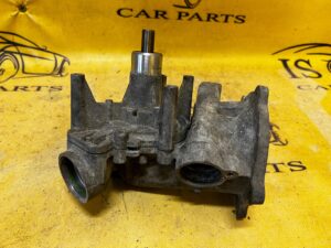 POMPA WODY Z OBUDOWĄ AUDI A8 D4 4.0 TFSI LIFT