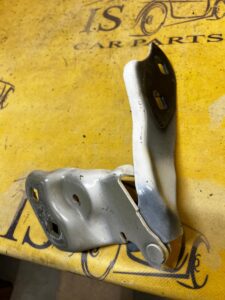 KOMPLET ZAWIASY MASKI POKRYWY PRZÓD LEWY PRAWY TESLA MODEL 3 PRZEDLIFT