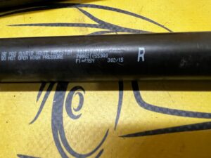 KOMPLET SIŁOWNIKI TELESKOPY KLAPY BAGAŻNIKA TYŁ RENAULT MEGANE IV HB