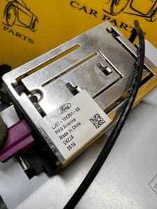 MODUŁ STEROWNIK ANTENA GPS FORD ESCAPE MK4